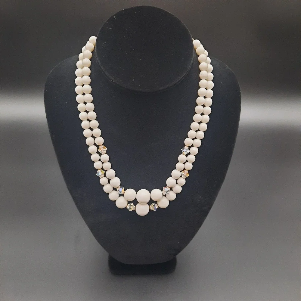 Avon elegant vintage